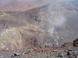 Lascar Volcano, crater